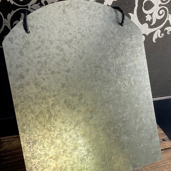 Halloween Galvanized Tombstone Metal Hanging Sign Bulletin Board Memo Board - Picture 5 of 9